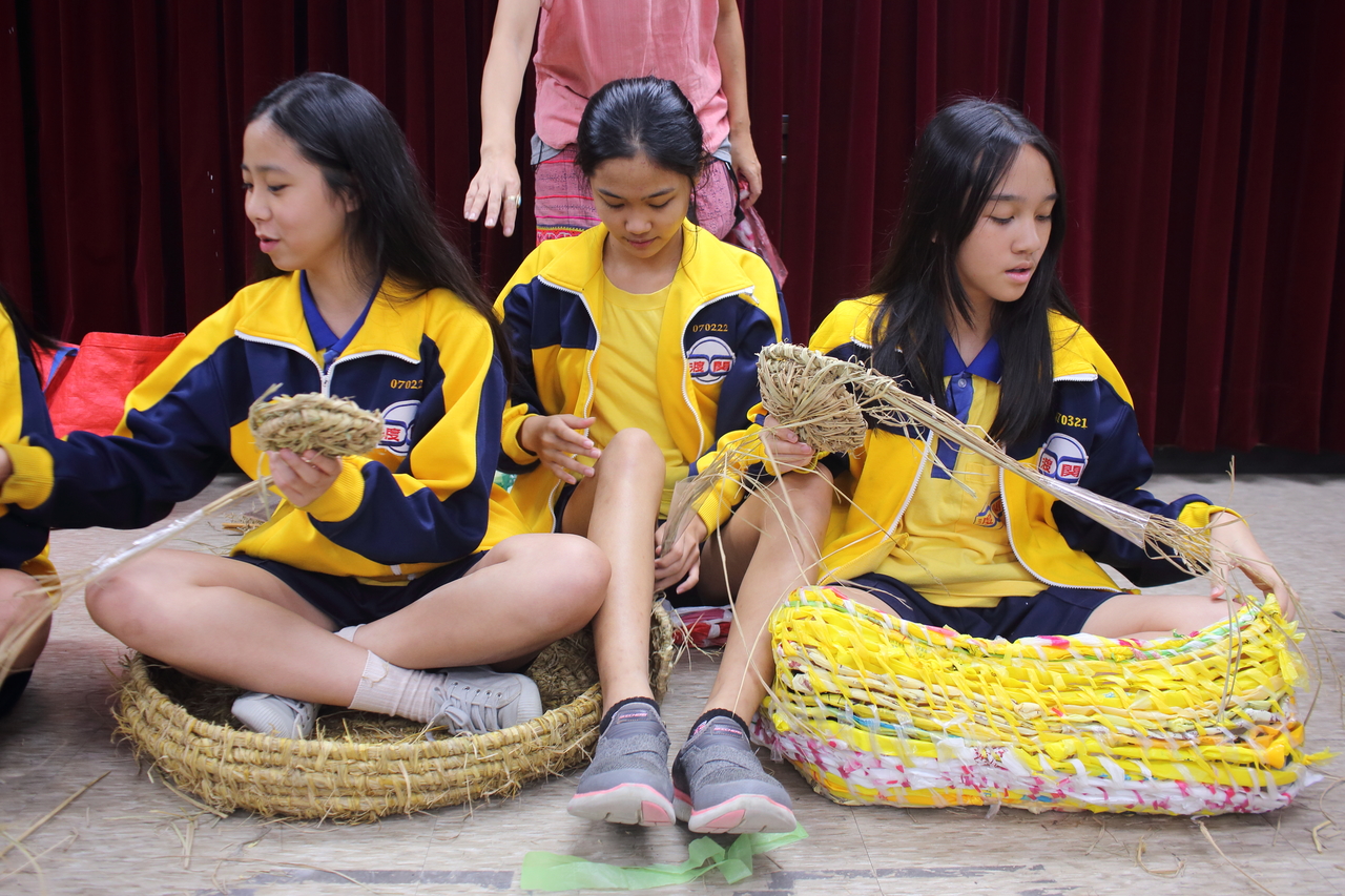 OK 左編、右編不一樣？2個碗看汙染 稻香給答案