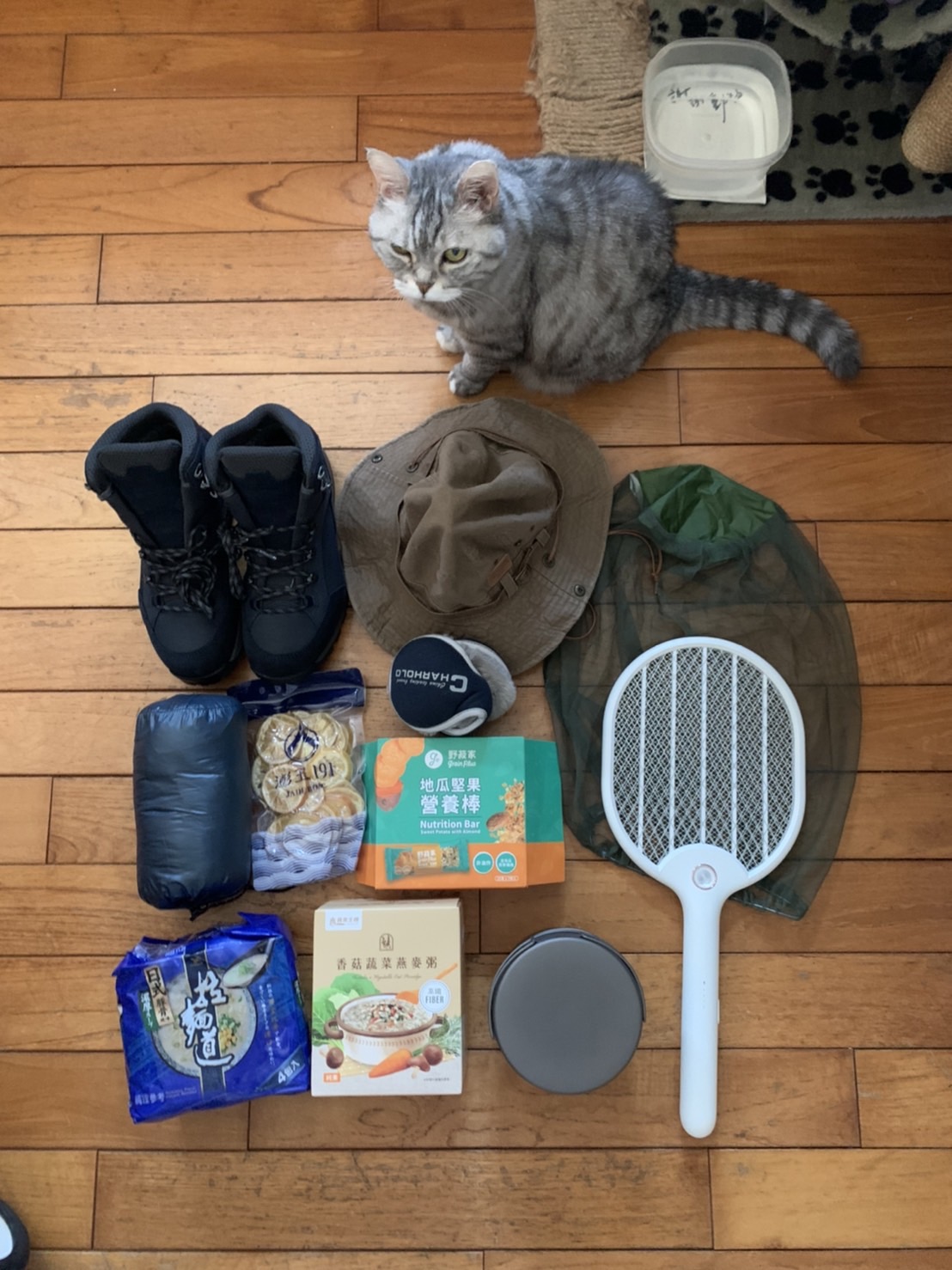 【解凍格陵蘭】極地直擊隊行李開箱｜生活北七與工作精靈的反差萌主編玉芳