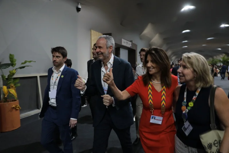 COP30直擊／氣候談判「終局之戰」 主席微笑比讚、談判代表表達擔憂